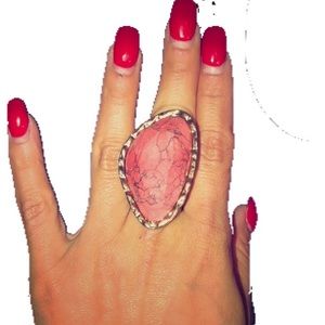 Chunky Vintage Coral Statement Ring, size 7 | Heavy, sturdy! Gold/Brass Finish
